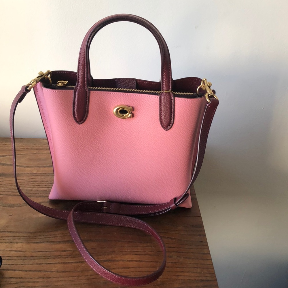 Coach Willow Tote NWT Bubblegum Pink